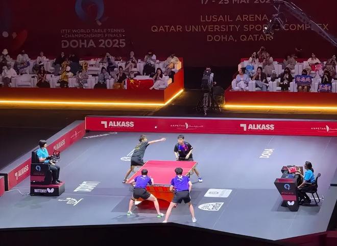 国乒赛后接受采访：曼联是我最难对付的对手